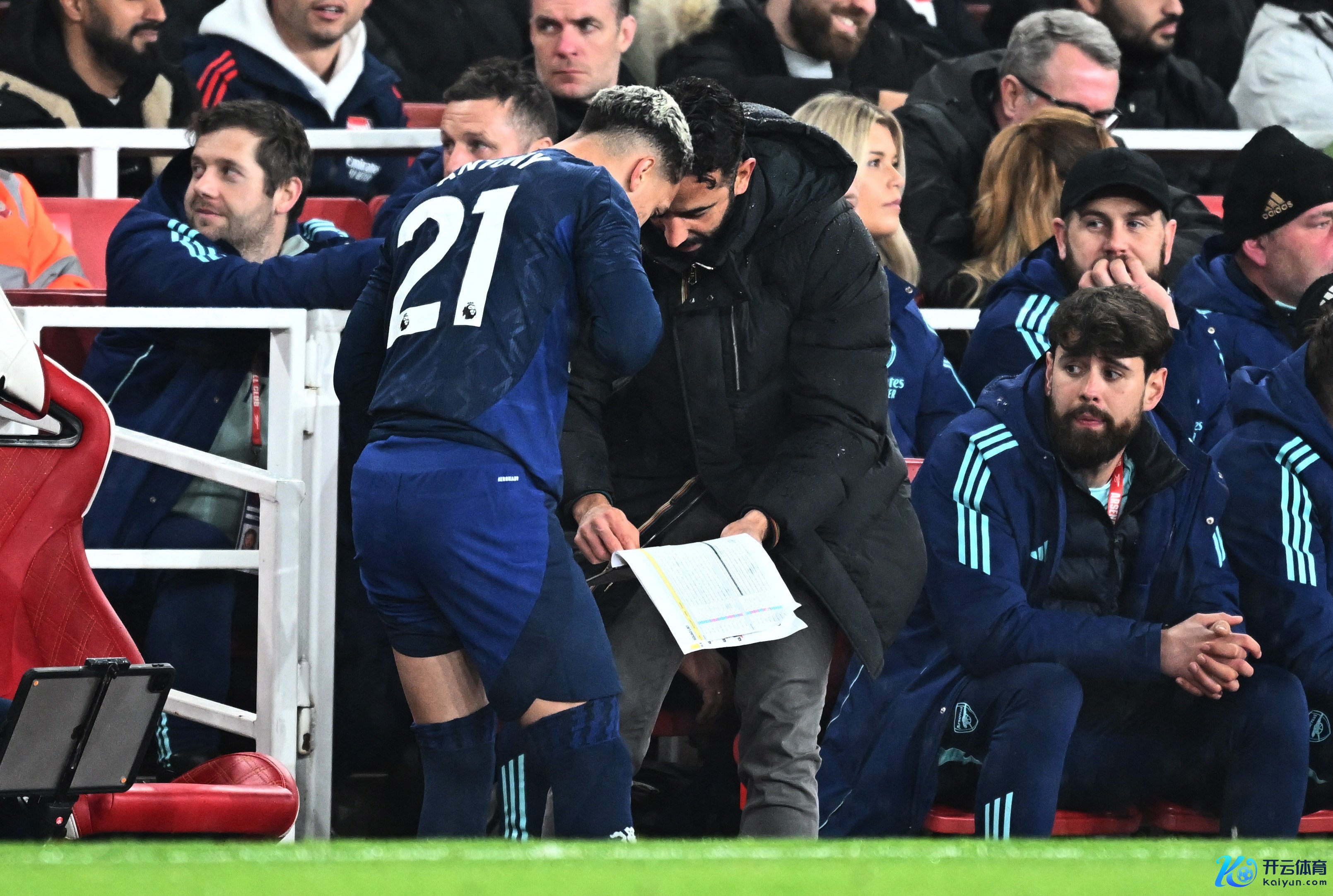 阿莫林：为保级而战不是没可能 一直在调遣三后卫我可不古板